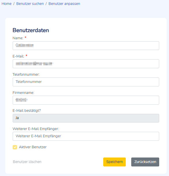 Bereich Benutzerdaten in der Ansicht Benutzer anpassen